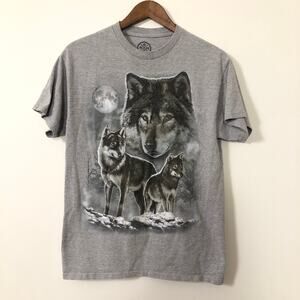 Wolf Graphic T Shirt Moon Nature Wildlife Wolves Spirit Animal Gray Womens M